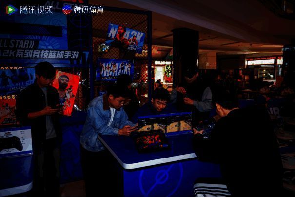 玩家体验游戏画面