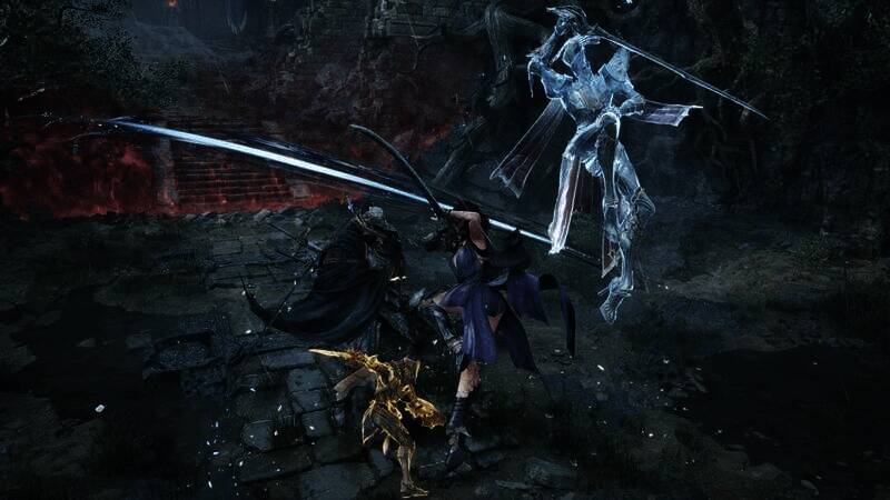 《湮灭之潮》玩家切换角色截图1