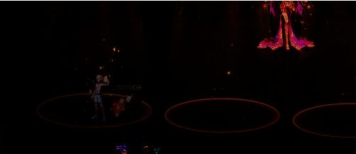 跟随聚光灯躲避丝绸攻击场景图