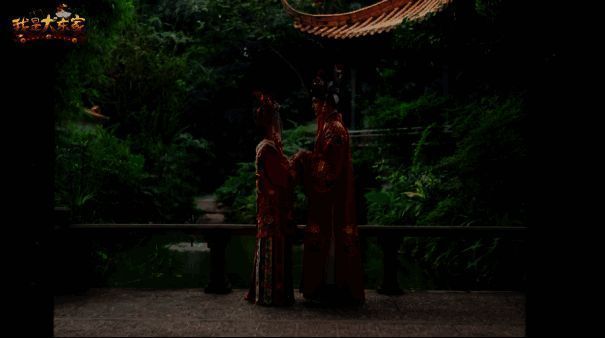 1731299660677261.png 纪录片中戏服制作过程画面