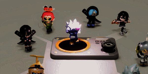 《闪光公仔》公仔POSE机界面