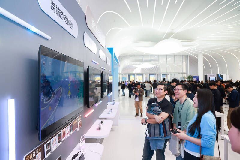 1730250415353804.jpg 跨端游戏专区玩家体验图