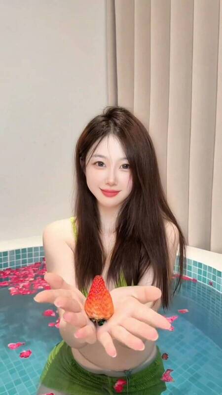 钱思怡泡澡视频截图4