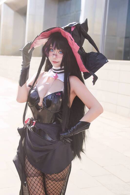 《重构:阿塔提斯》漫展coser展示图2