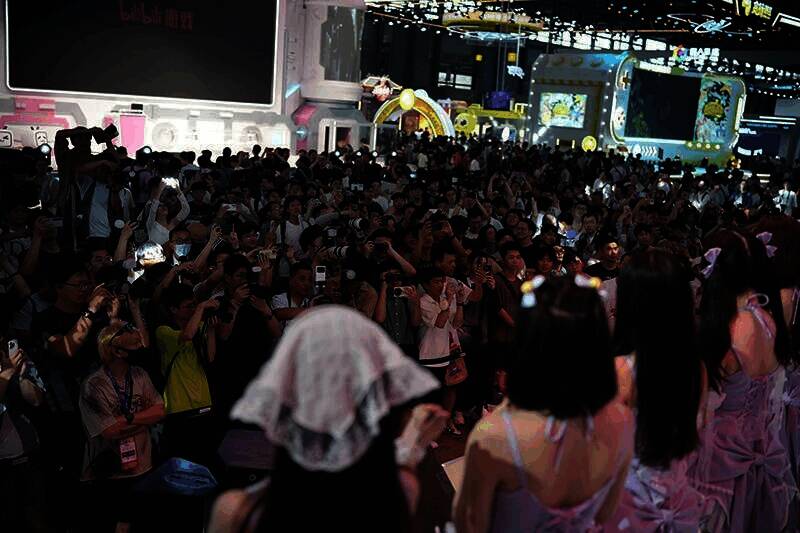 舞台下观众画面1