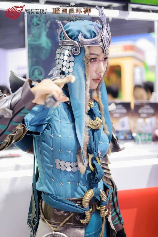 雾刃Coser舞台表演