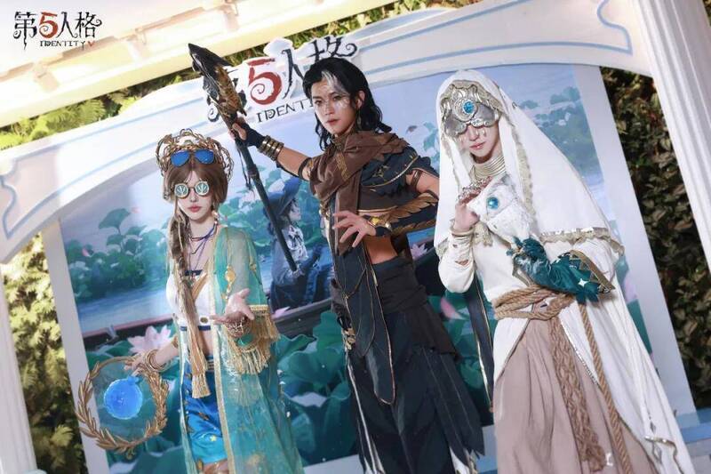 活动现场互动游戏场景图片