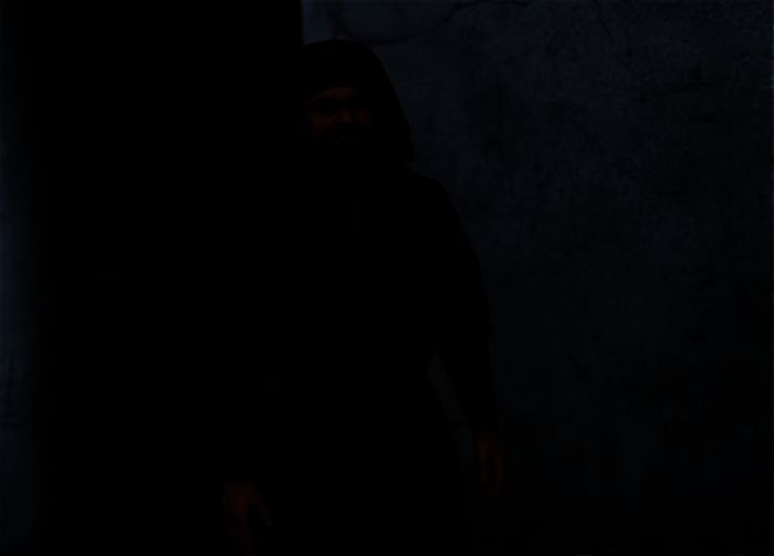 《天国:拯救2》第五戒律任务潜入住所场景图片