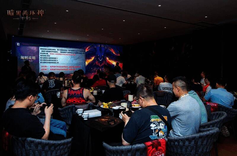 不朽秘境现场PK场景