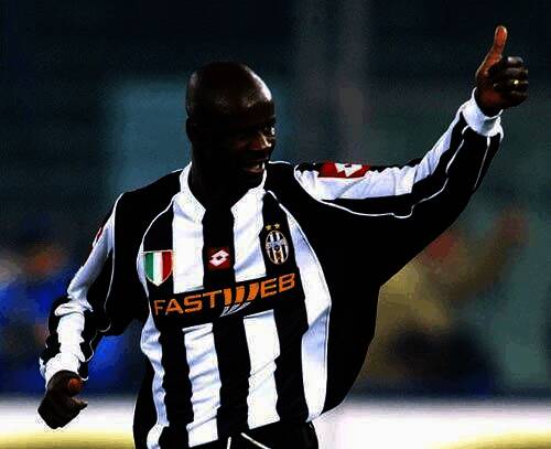 利利安·图拉姆赛场风采图