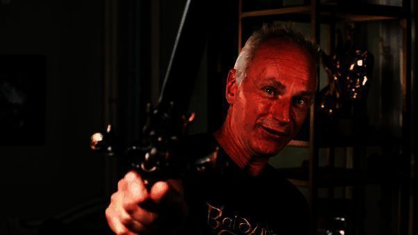 拉瑞安工作室相关图片