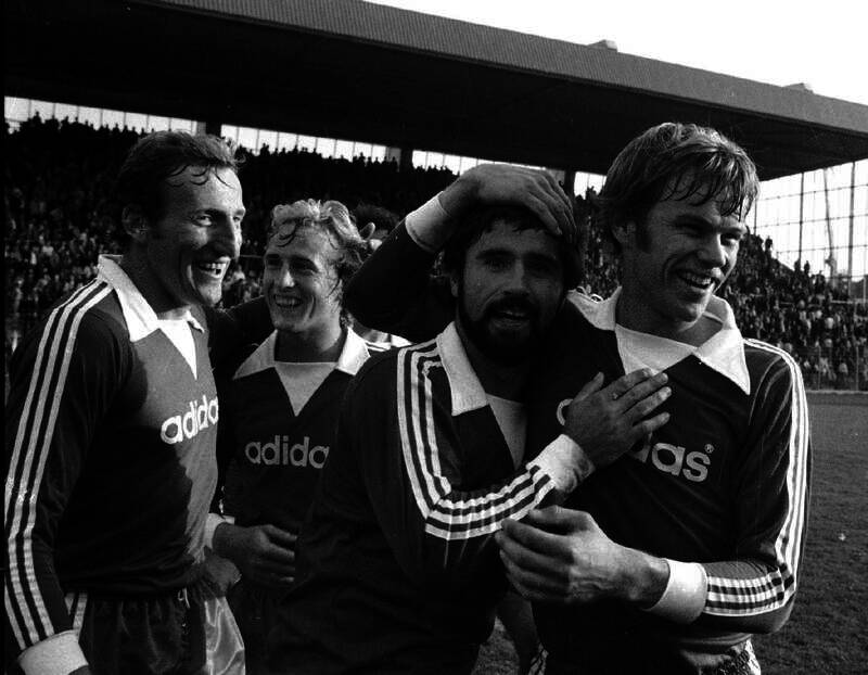 乌利 - 赫内斯相关图片3