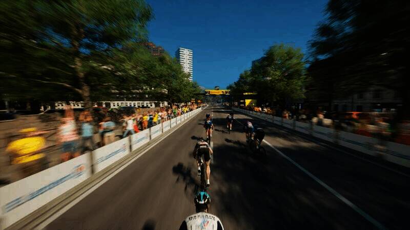 《环法自行车赛2025》游戏特点展示图片1