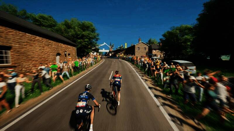 《环法自行车赛2025》游戏特点展示图片3