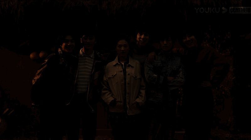 五位兄弟少年时期的画面