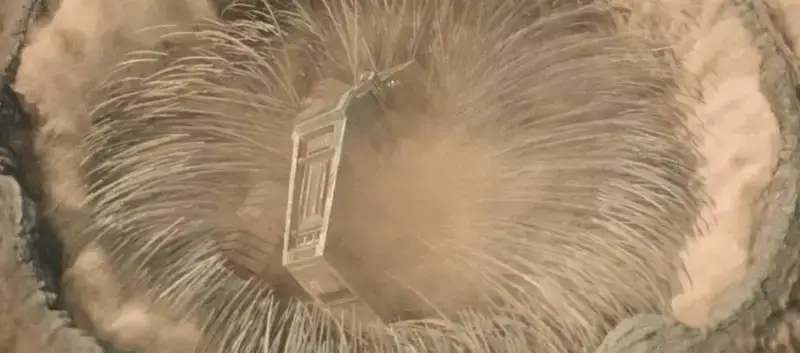 《双影奇境》中沙鱼与《沙丘》沙虫对比相关图片