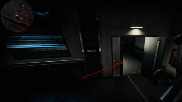 拉闸点对面机房西面门的画面