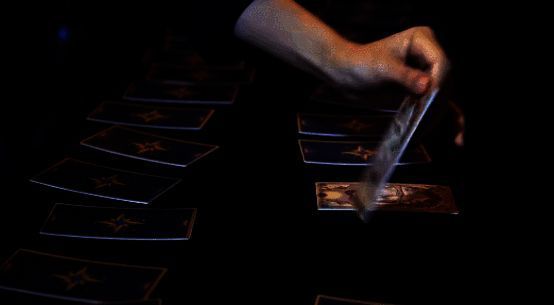 玩家参与套圈游戏