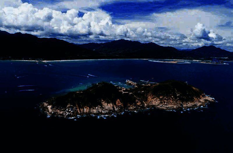 《合金弹头：觉醒》游戏中的分界洲岛关卡画面