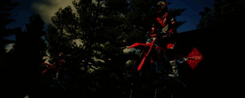 《怪物能量超级越野赛车25》相关图片1