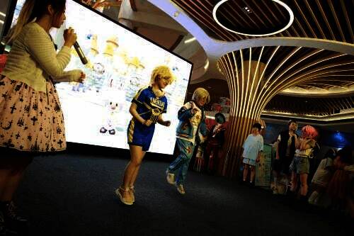 舞台模仿秀现场