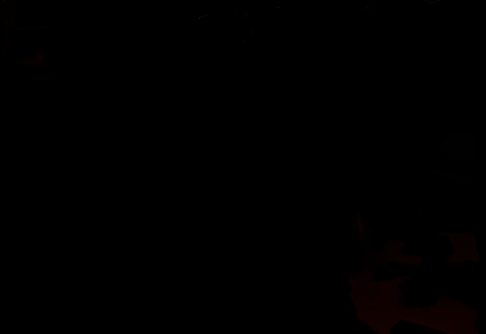 向左下方跳下的场景图