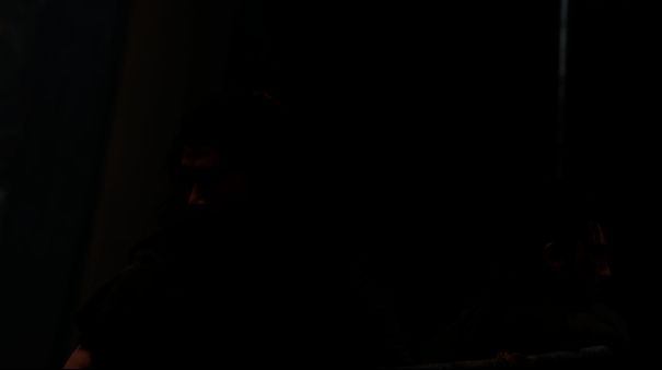 兄弟把酒言欢画面