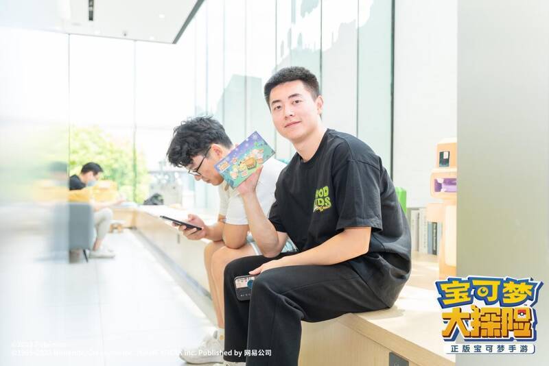 玩家获取专属明信片画面