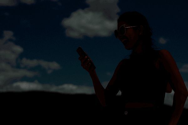 1681265698667277.png 手机用户行为相关图表