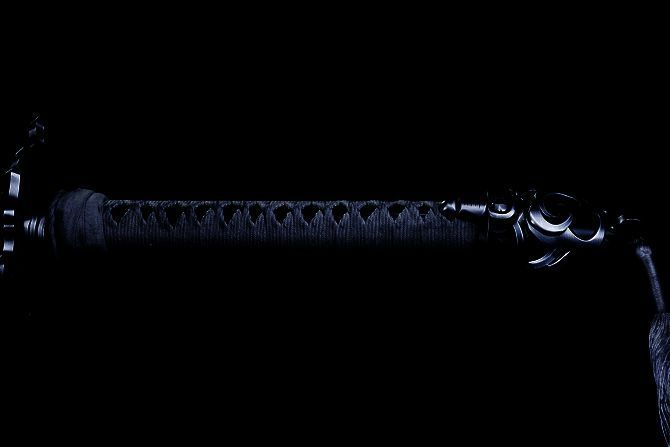 《尼尔：机械纪元》2B长刀白之契约实体化展示图2