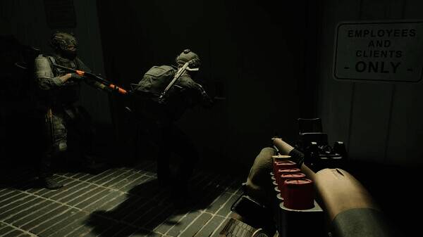 《严阵以待》相关宣传图3