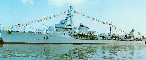 全新铸造驱逐舰抚顺