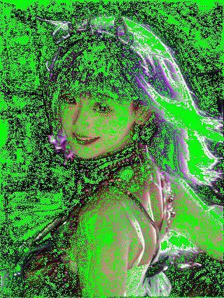 coser‘杀生鱼丸’cos严莉莉回眸画面