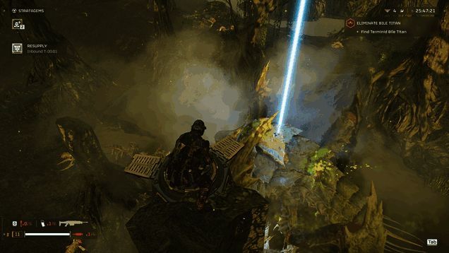 玩家组队围攻吐酸泰坦的团队协作画面