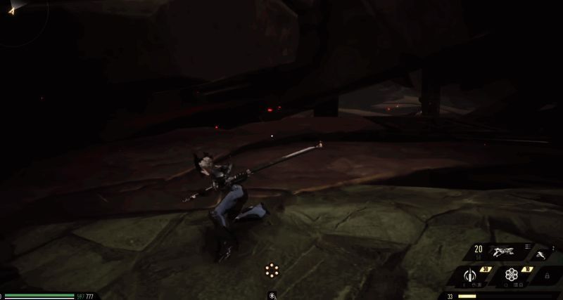 白色獠牙双刀展示图，体现高速战斗风格