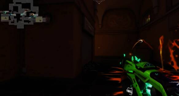 准星六示意图,细长十字线,减少视觉干扰,突出目标点