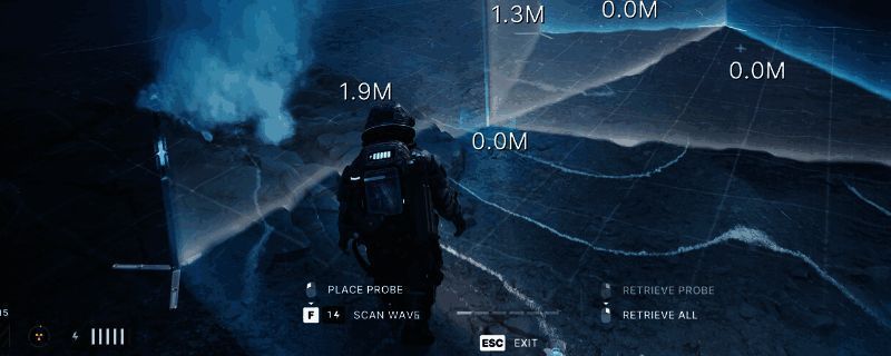 《多重人生》游戏内界面截图，展示任务提示和角色对话