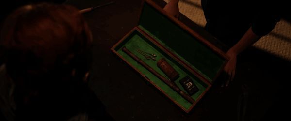 三位可操控角色站在一起，各自展现出不同的个性特征