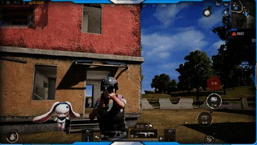 爆裂萌兔终极技能释放瞬间,萌兔协同作战并带玩家滑翔俯瞰战场