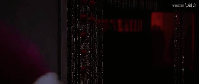 《英雄联盟》诺克萨斯主题影片《齿痕》视频截图3