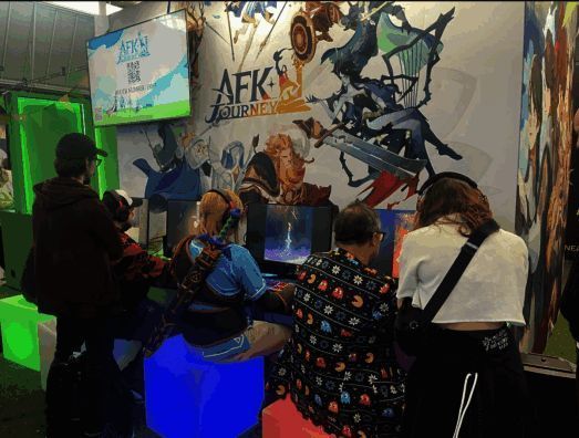 《剑与远征:启程》媒体和玩家好评展示