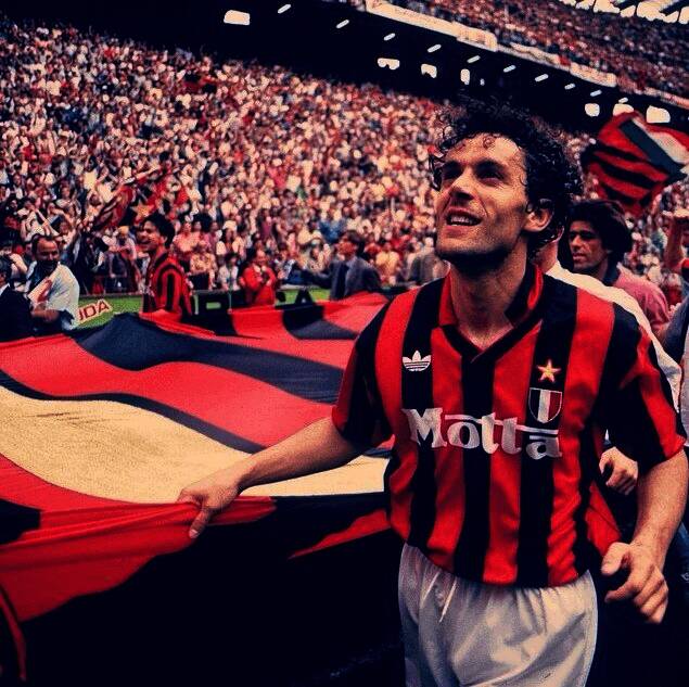 多纳多尼赛场表现图片