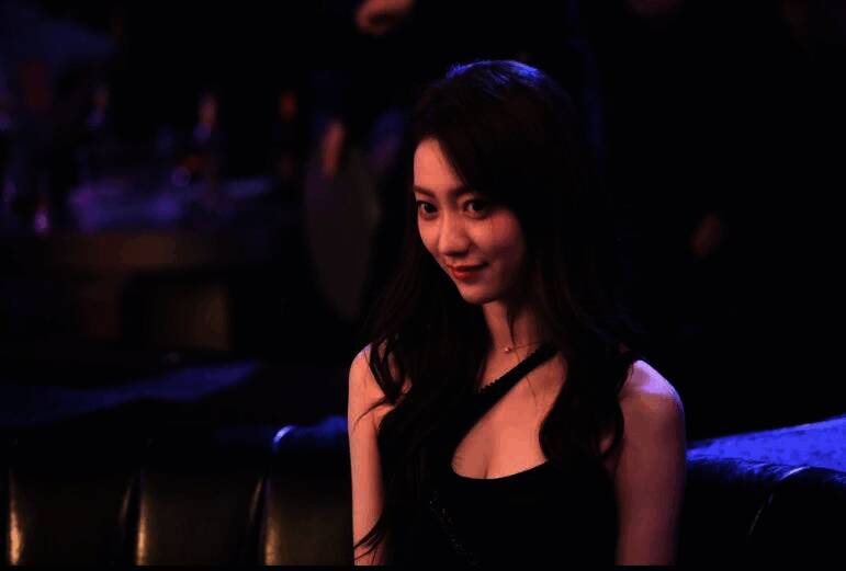 庄浅浅相关图片