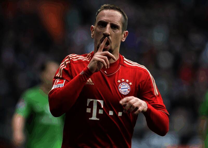 弗兰克 - 里贝里赛场风采图