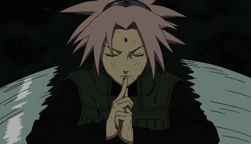 春野樱利用蛞蝓进行远距离治疗的画面