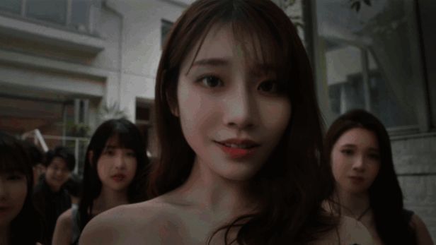 游戏中勇者与女上司的画面