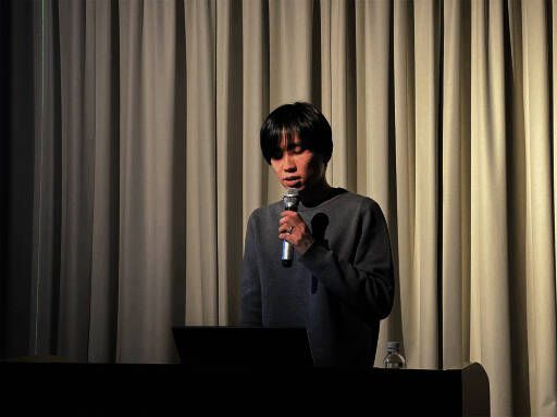 《8号出口》相关图片1