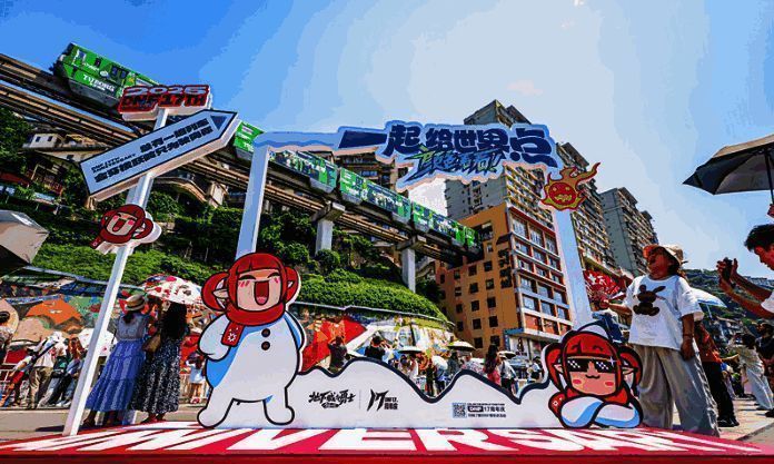 联动主题园区吸引大量游客前来打卡体验