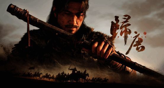 游戏《归唐》宣传画面，展现黄沙漫天下的信使队伍，身着古风服饰，背景为壮阔戈壁景象