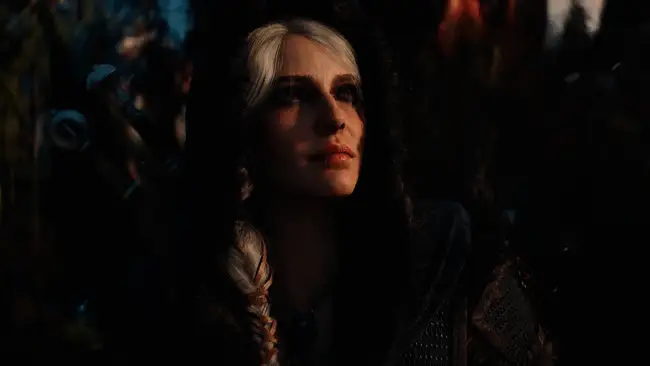 《巫师4》技术演示场景中的科维尔王国小镇Valdrest，街道繁华、NPC密集